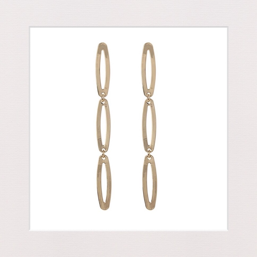🔴 3 for $25 | Gold Tone Link Drop Earrings